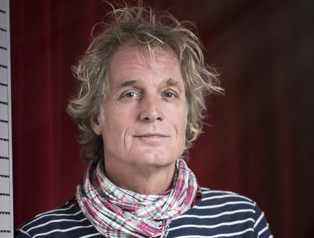Jeroen Pauw blijft talkshow bij BNNVARA presenteren - Spreekbuis.nl